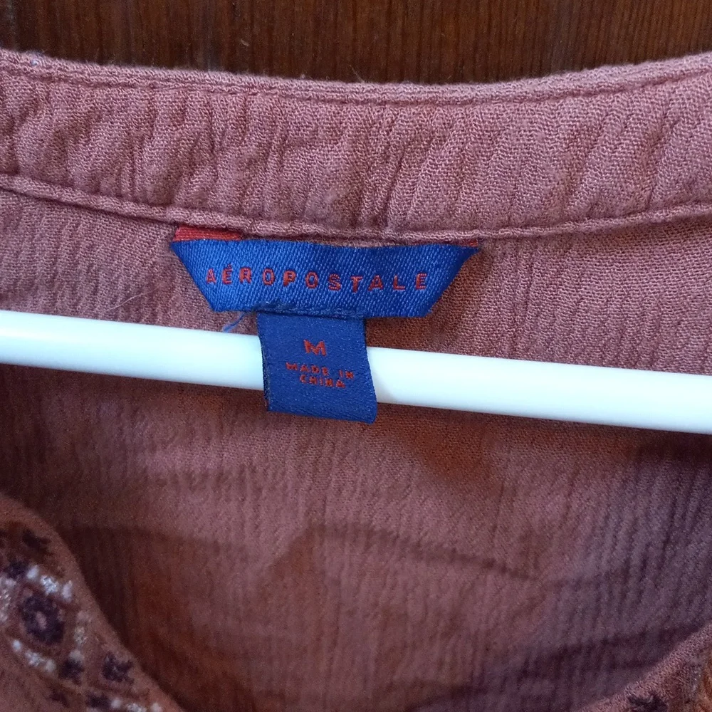 Aeropostale shirt Size M - Picture 2 of 4